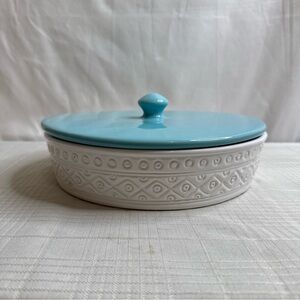 Crate and Barrel Tiago Ceramic Covered Dish Tortilla Server with Blue Lid EUC
